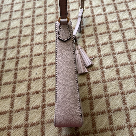 Tory Burch McGraw Leather Crossbody - Picture 4 of 11